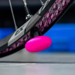 Muc-Off Stealth Tubeless Tag-Holder 9 Muc-Off Stealth Tubeless Tag-Holder -Vision Soldes Muc Off Stealth Tubeless Tag Halter 44mm Ventil Kit 7tAkfwUvLLz7VM