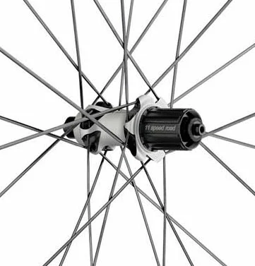 Dt-swiss PR 1600 Spline 32mm Roue Arrière 6 Dt-swiss PR 1600 Spline 32mm Roue Arrière – Image 4